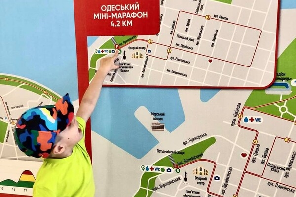 Пробежал марафон на беговеле: 4-летний одессит стал рекордсменом Украины