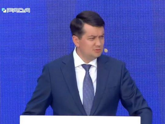 Рефередуму щодо стіни на Донбасі неможливо провести за законом, — Разумков про ініціативу Зеленського