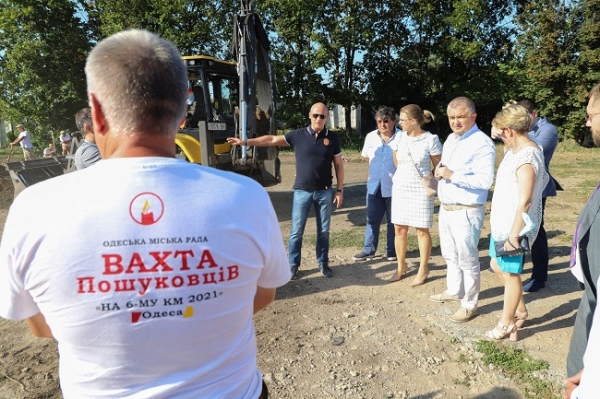 Захоронения на 6-м километре будут исследовать по методике Красного Креста