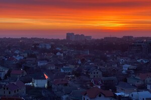 Одесситы наблюдали удивительно красочный рассвет 