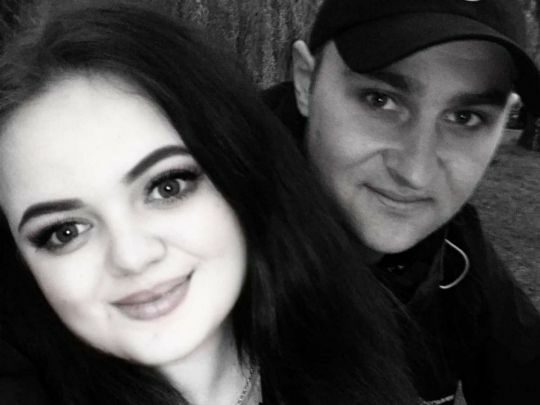 Врятуйте Маріуполь і&nbsp;дайте вивезти тіла,&nbsp;&mdash; благає вдова українського бійця, якого поховали у&nbsp;братській могилі