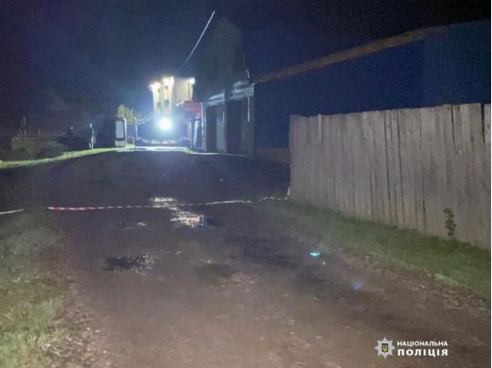 Вистрілив у ногу, а куля зачепила артерію: на Буковині чоловіка звинувачують у навмисному вбивстві односельця