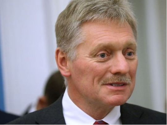 кремль неоднозначно відреагував на указ Зеленського про відмову від будь-яких переговорів з путіним