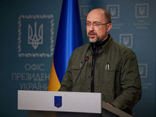«Усі можливості вичерпано»: Шмигаль зробив тривожну заяву про виплату пенсій та зарплат бюджетникам