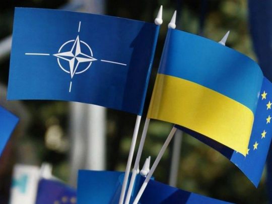 &laquo;Уникають будь-яких різких рухів&raquo;: Сергій Рахманін пояснив логіку НАТО щодо підтримки України