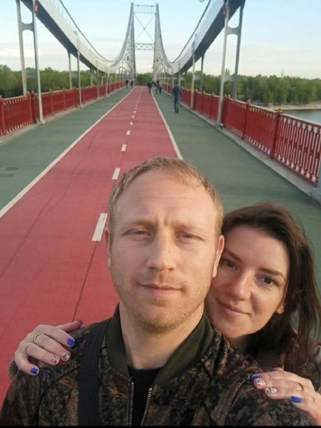 «Побратими були змушені залишити мого чоловіка на полі бою»: рф досі мовчить про долю 100 наших воїнів, які 2 роки тому зникли безвісти в боях за Тошківку