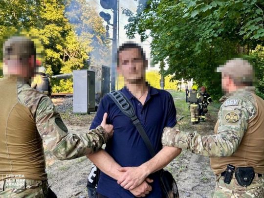 Намагалися заблокувати рух ешелонів зі зброєю: СБУ знешкодила групу російських диверсантів (фото)
