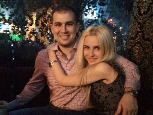 Вдягнуті на&nbsp;понад 10 млн грн: експерт назвав вартість коштовностей сім&rsquo;ї депутата від фракції &laquo;ЄС&raquo;, якого застали на&nbsp;Мальдівах