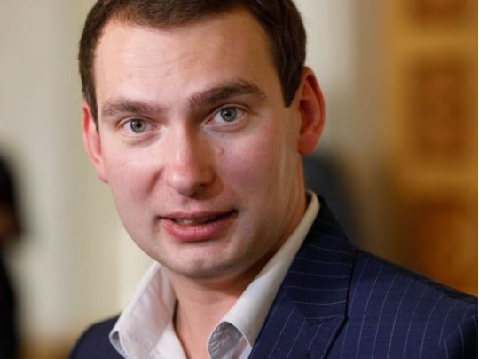 &laquo;Він легко заробляє у&nbsp;стінах парламенту&raquo;: політолог Ощановський про нардепа Железняка