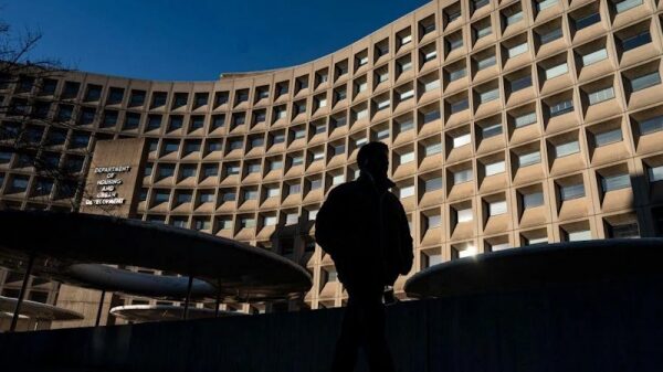 Судья приостановил увольнения федеральных служащих администрацией Трампа Судья приостановил увольнения федеральных служащих администрацией Трампа