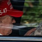 Трамп призывает США «держаться жестко» на фоне торговой войны