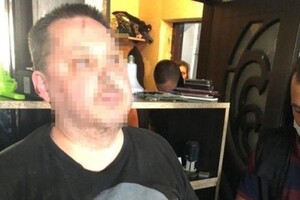 Сбывали наркотики у домов и супермаркетов: в Одессе вынесли приговор участникам преступной группы