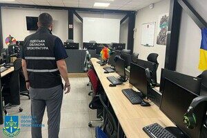 Представлялись работниками банков: в Одессе и Одесском районе разоблачили мошеннические колл-центры