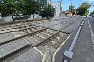 В Одессе снова курсируют автомобили по спуску Блажко: фотоотчет