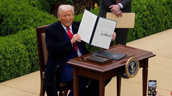 Трамп снова манипулирует тарифами