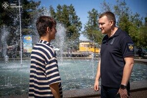 Спас товарища из-под завалов: подростка из Одесчины наградили за отвагу