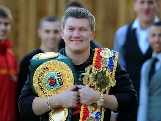 Легенду боксу знайшли мертвим в&nbsp;Англії&nbsp;&mdash; його кар'єру завершив українець (фото, відео)