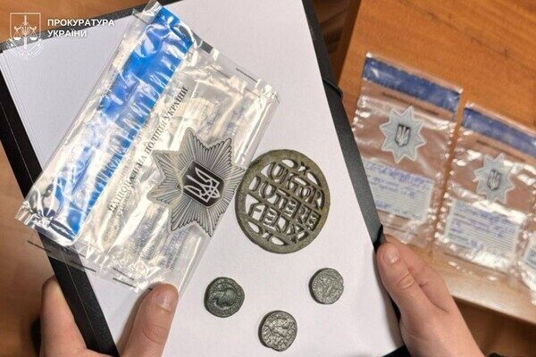 Артефакт за 40 тысяч гривен: житель Одесчины пытался продать реликвию времен Римской империи