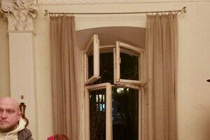 В Одессе БпЛА упал на дом: вспыхнул пожар (обновлено)