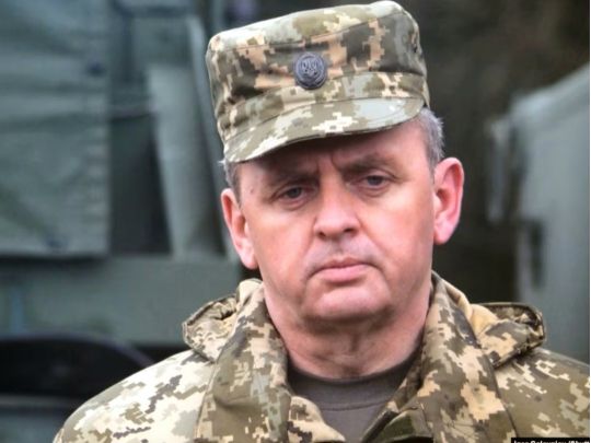&laquo;Істеричні реакції можу списати на&nbsp;вік&raquo;,&nbsp;&mdash; заступник командира Третього армійского корпусу відповів Муженку про &laquo;паперових генералів&raquo;
