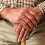 На пенсію у 65 років: чи передбачено доплати за віком