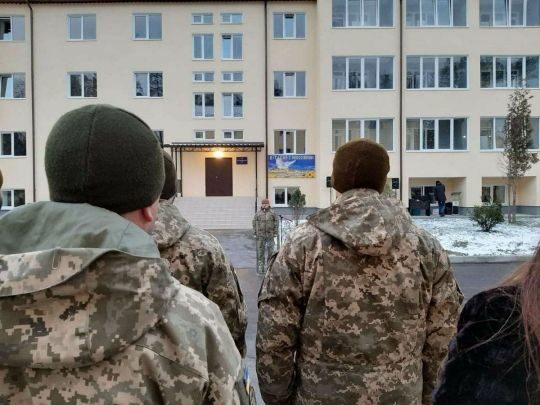 &laquo;єОселя&raquo; під 3% за&nbsp;мобілізацію: українців мотивують на&nbsp;військову службу