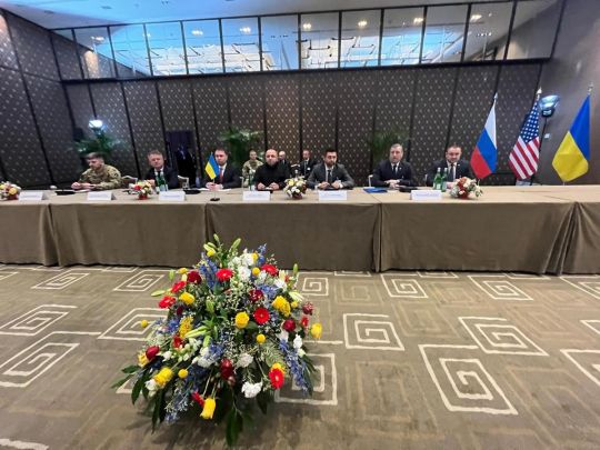 росія шантажує виходом із&nbsp;переговорів, якщо не&nbsp;буде виконано головну умову