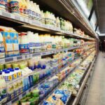 Зїсти чи викинути? Що насправді означають терміни придатності на упаковках