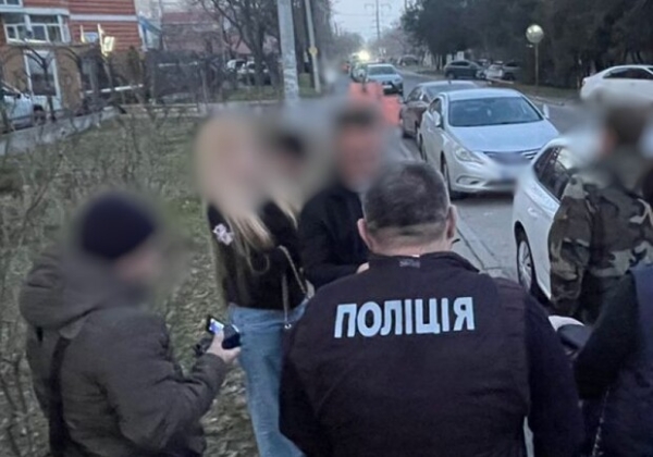 В Одессе преподавательница колледжа попалась на взятке: потребовала деньги за допуск к сессии