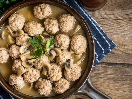 Фрикадельки у&nbsp;грибному соусі: ідеальний варіант для ситної вечері