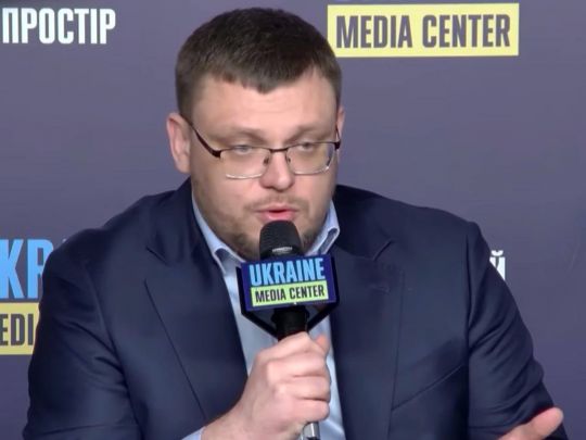 Приховане кримінальне минуле робить директора НАБУ легким об&rsquo;єктом шантажу: політолог назвав можливі причини звільнення Кривоноса