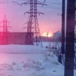 У Тольятті палає один із провідних хімзаводів рф: місцеві повідомляють про вибухи та пожежу (фото)