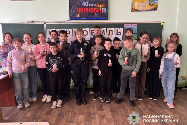Годовщина аварии на Чернобыльской АЭС: полицейские Одесчины почтили память ликвидаторов