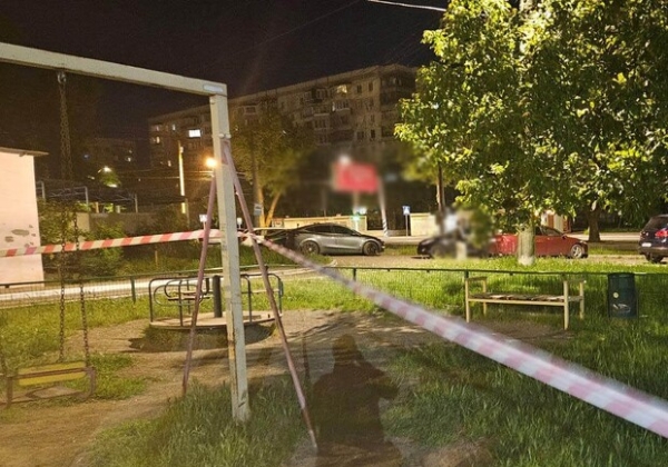 В Одессе на детской площадке обнаружили тело женщины: дело расследует полиция
