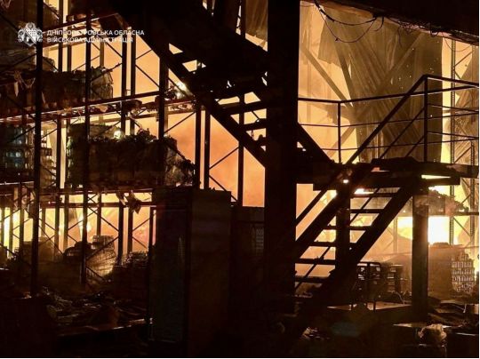 Росія масовано вдарила по&nbsp;Україні: зруйновано будинки, під завалами люди, є&nbsp;загиблі та&nbsp;багато поранених (фото)