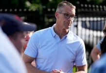 Кандидат Трампа в Айове проиграл ключевые праймериз